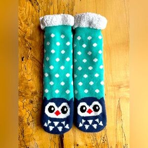 Women’s Owl Fuzzy Slipper Socks